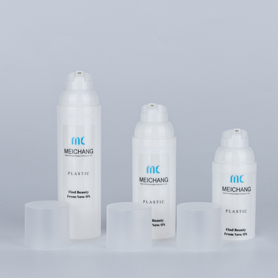 Garrafa de bomba sem ar de plástico PP com tampa de parafuso personalizada para lavagem corporal 30ml 50ml 75ml