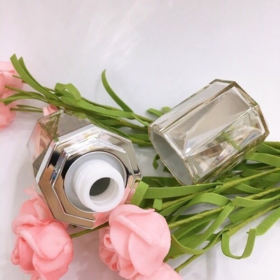 Colar acrílico Luxury Custom Skin Care Set com 15g 30g 50g 30ml 50ml 75ml Capacidade